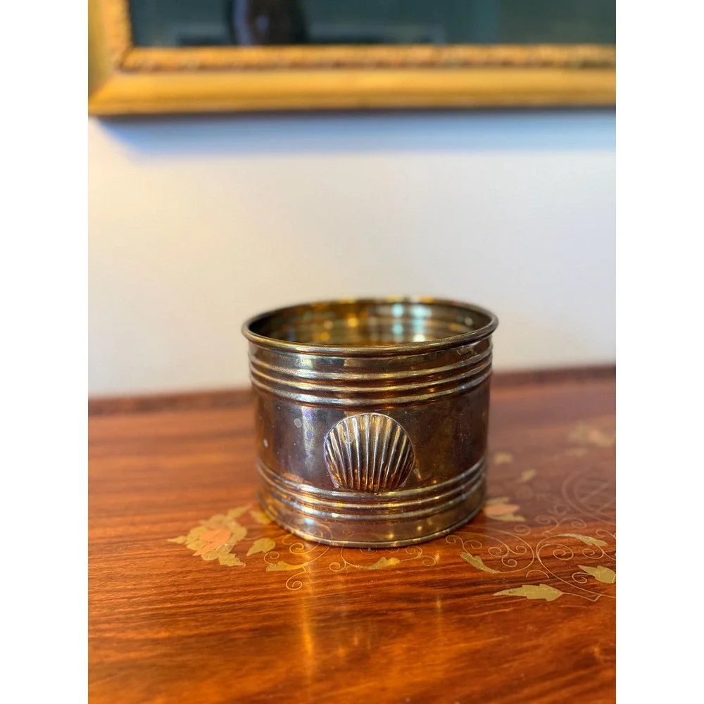 The Unbranded Brand vintage solid